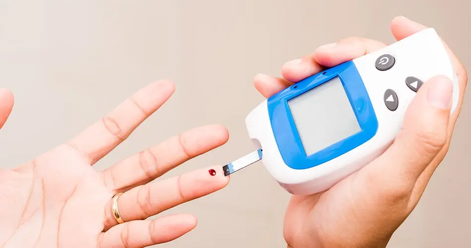 Glucómetro para uso diario - Control constante de tu glucosa con facilidad